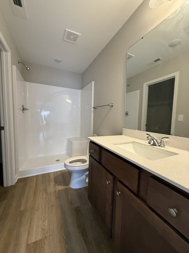Building Photo - 101 Berkshire Cir