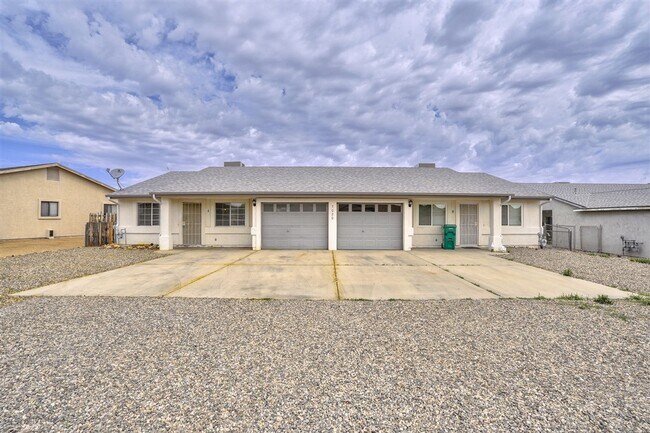 Building Photo - 7020 E Burro Ln