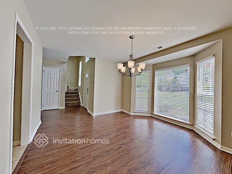 Building Photo - 15014 Ashlight Dr