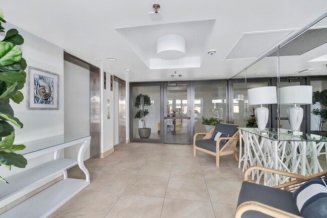 Building Photo - 1 Harbourside Dr