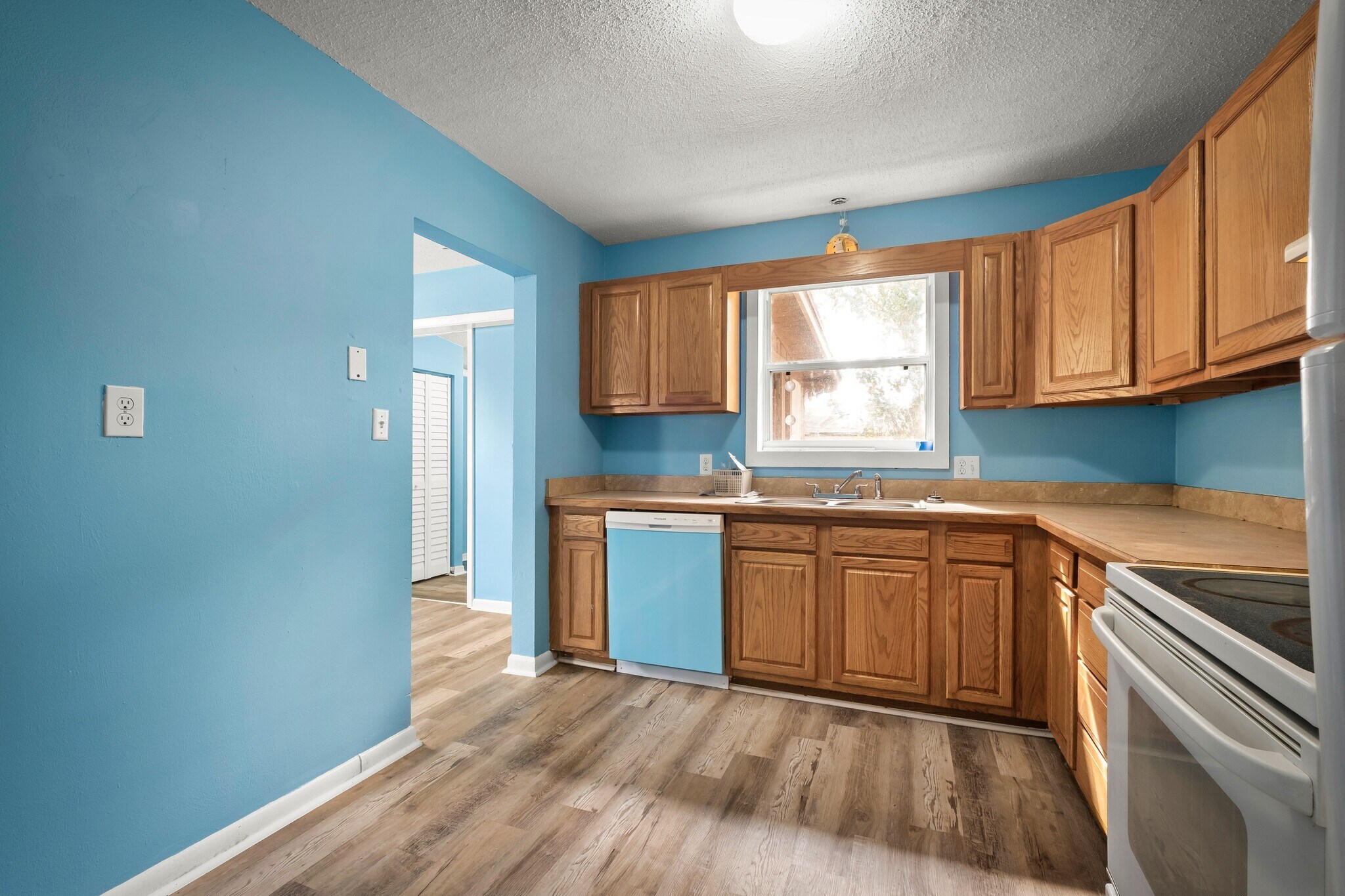 Building Photo - 2854 Rogero Rd