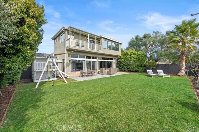 Building Photo - 1003 Grove Pl