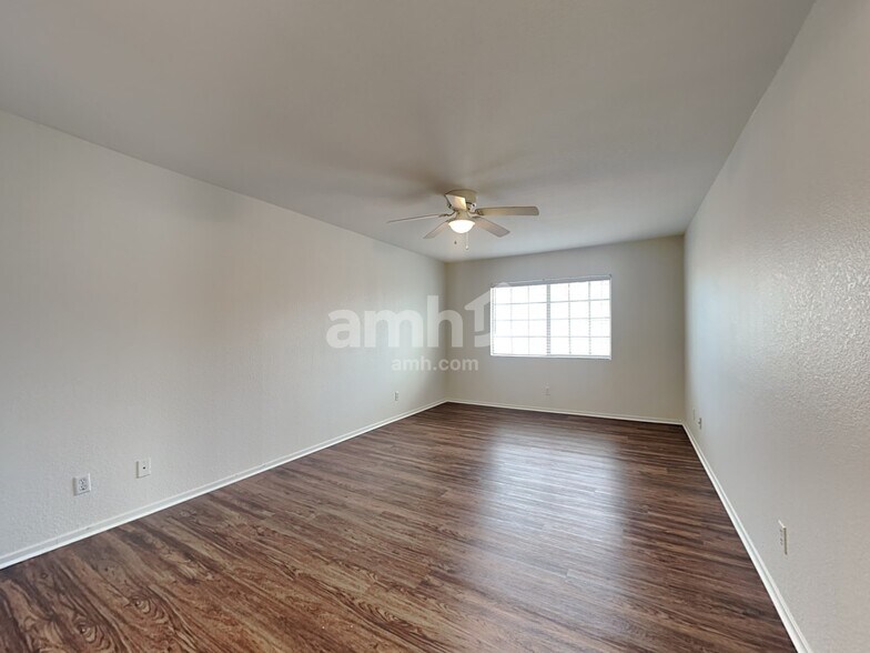 Building Photo - 7636 Connemara Ave