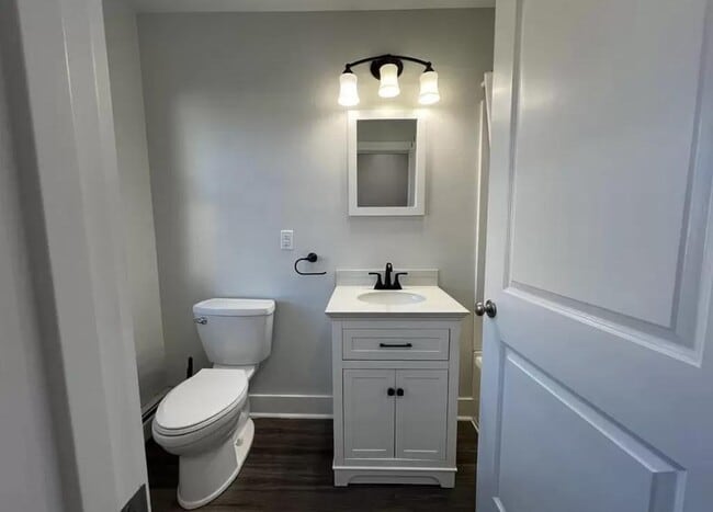 Building Photo - 37 B High St