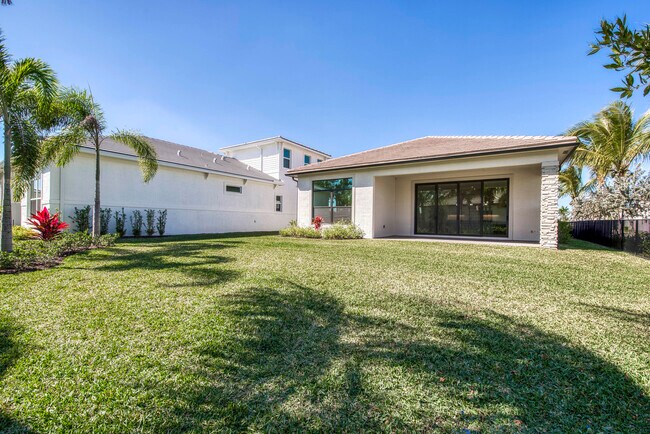 Building Photo - 9603 St Germain Dr