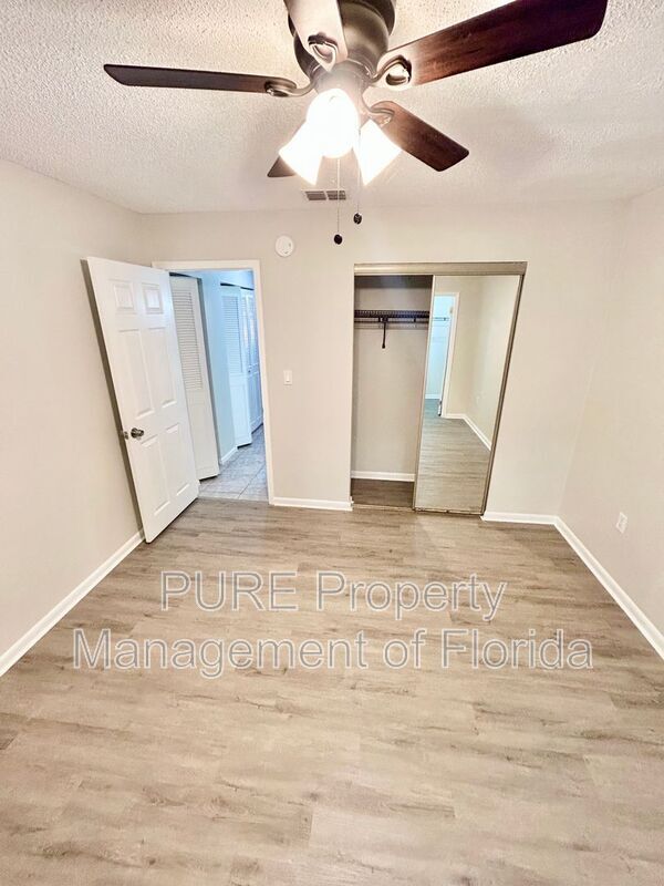 Building Photo - 3135 SW 97th St