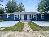 Building Photo - 40 Hiland Pl