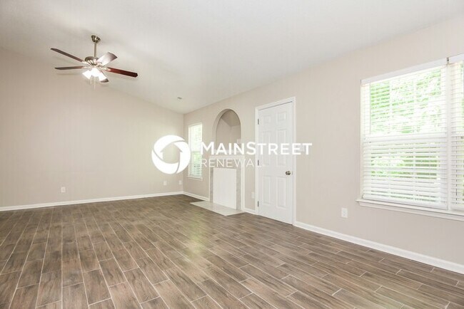 Building Photo - 3 Bedroom Pet-Friendly Home in Gastonia, NC with Main Street Renewal