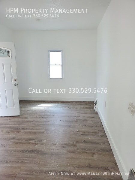 Building Photo - 394 Stanton Ave