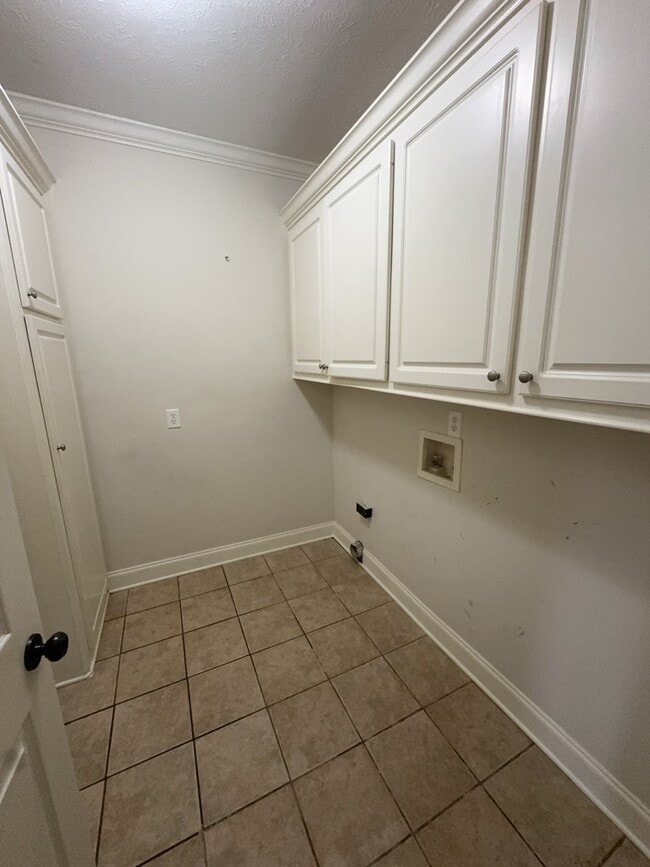 Building Photo - 118 Jorn Cir