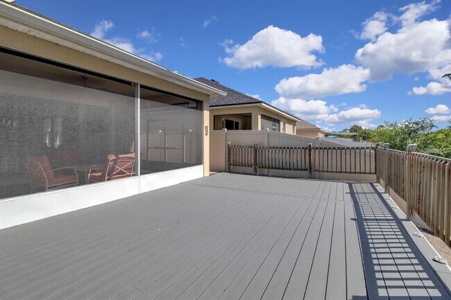 Building Photo - 2487 Empress Dr