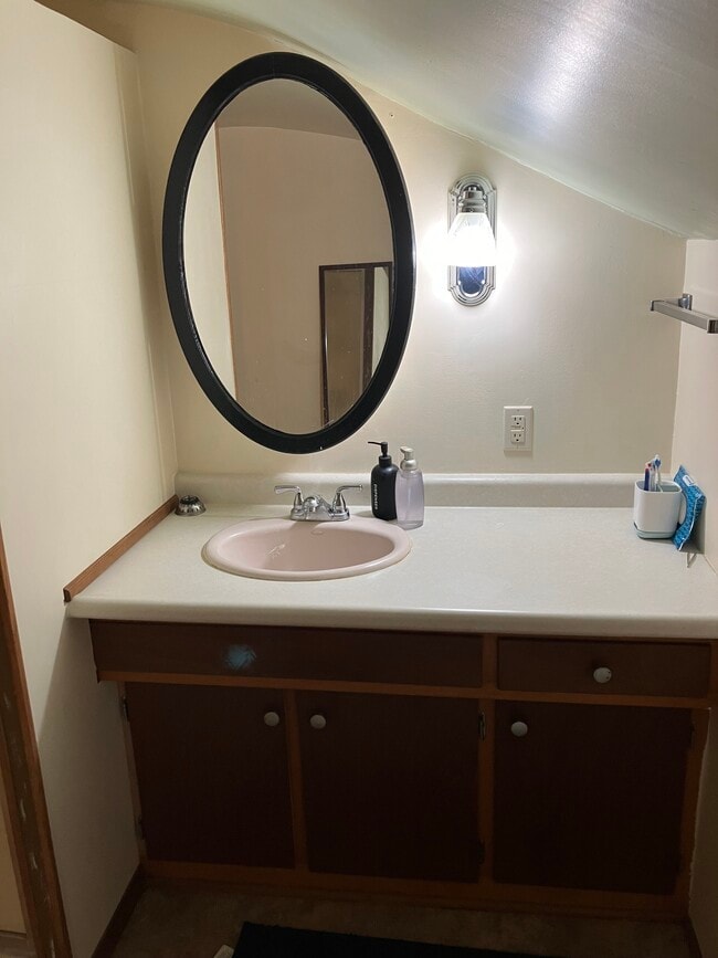 bathroom - N8129 Franklin Rd