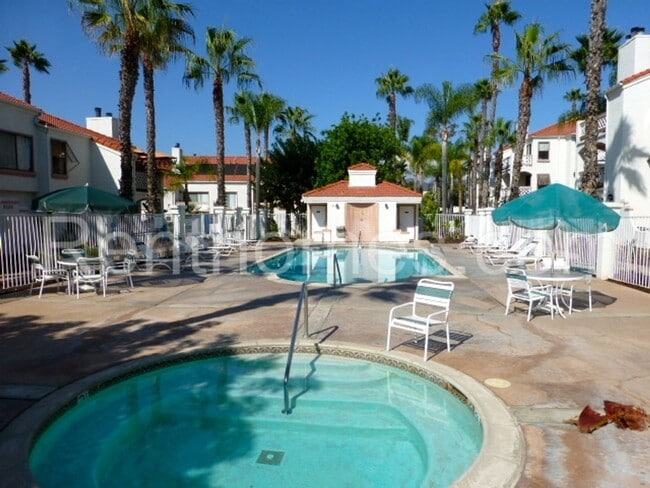 Building Photo - 9438 Twin Trails Dr