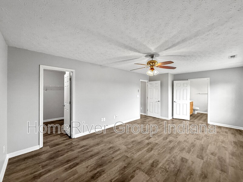 Building Photo - 8136 Wheatfield Dr