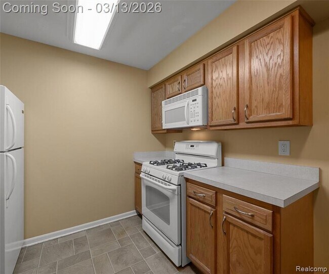 Building Photo - 101 Fieldcrest St