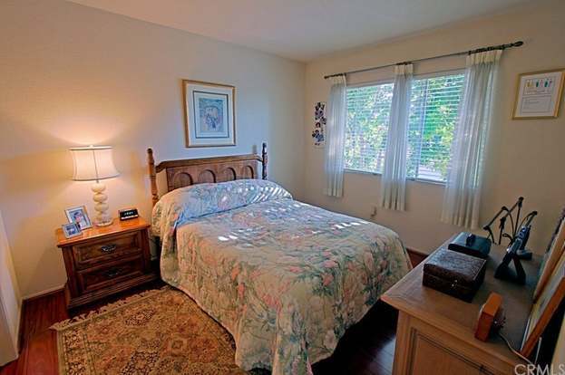 Building Photo - 39 Goldenrod-