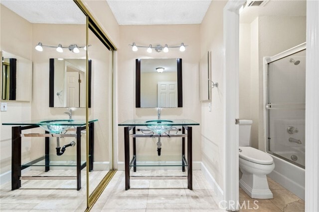 Building Photo - 5847 E Rocking Horse Way