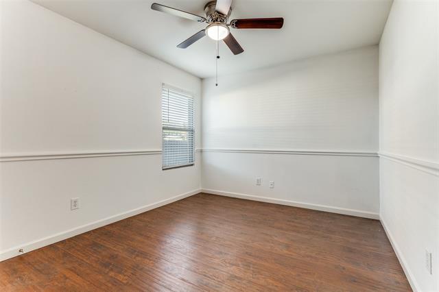 Building Photo - 1112 Day Dream Dr