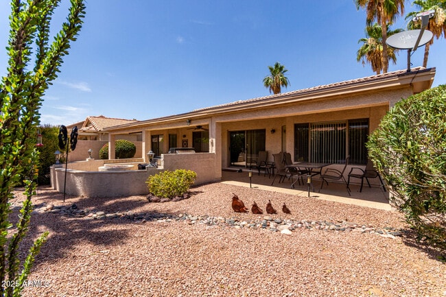Building Photo - 9637 E Sundune Dr