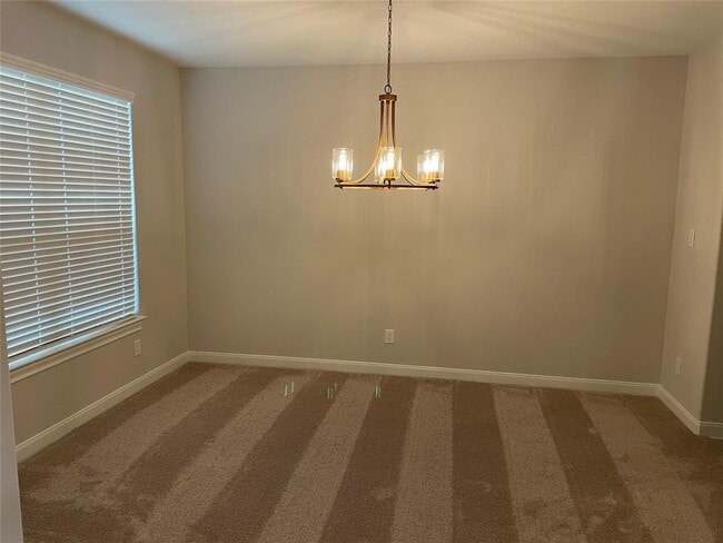 Building Photo - 2172 Woodland Pine Dr