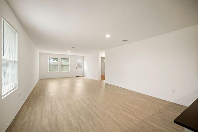 Building Photo - 14636 Cregg Ml Dr