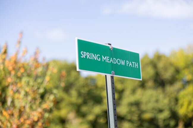 Building Photo - 109 Spring Meadow Path