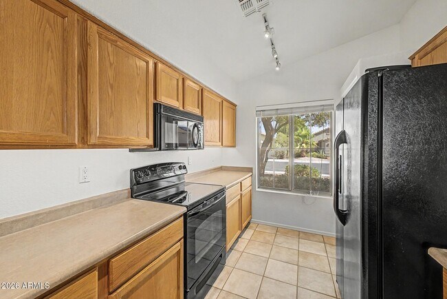 Building Photo - 14834 W Lamoille Dr