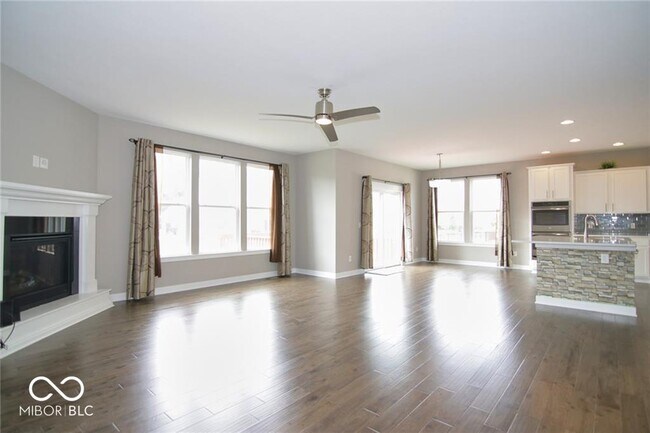 Building Photo - 14905 Dennison Dr