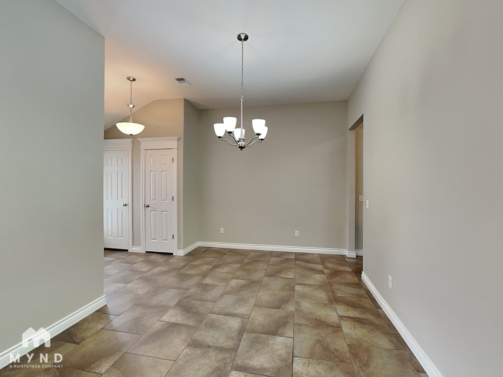 Building Photo - 1007 Merlin Dr