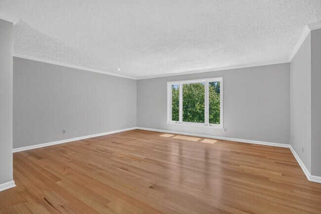 Building Photo - 4817 Torrey Pines Ct