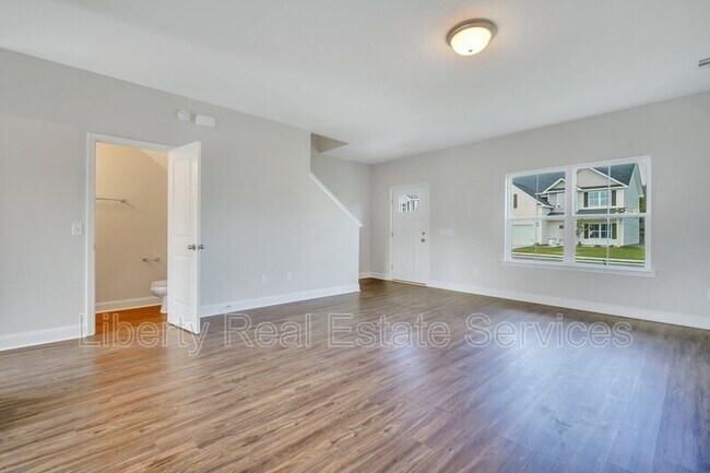 Building Photo - 88 Fridley Ln