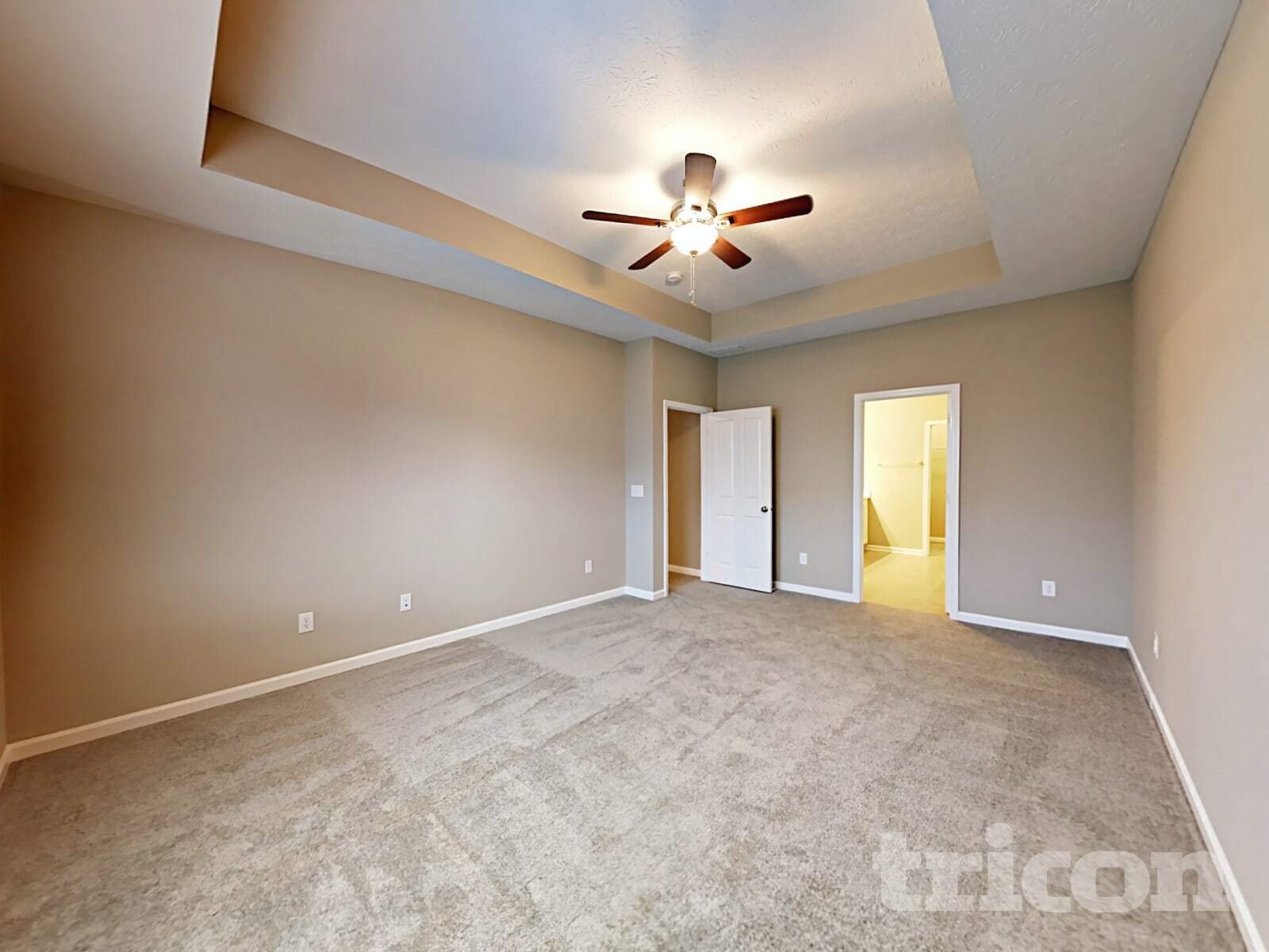 Building Photo - 10406 Deercrest Ln