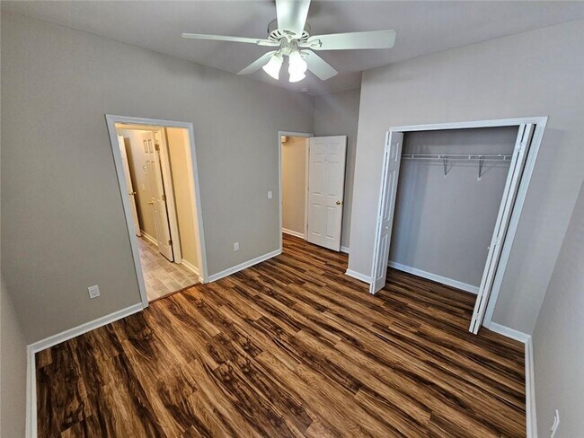 Building Photo - 1550 Argonne Ln