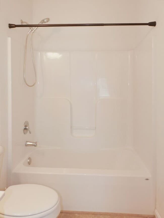 Building Photo - Pet Friendly Condo with Private Balcony and 1 Car Garage