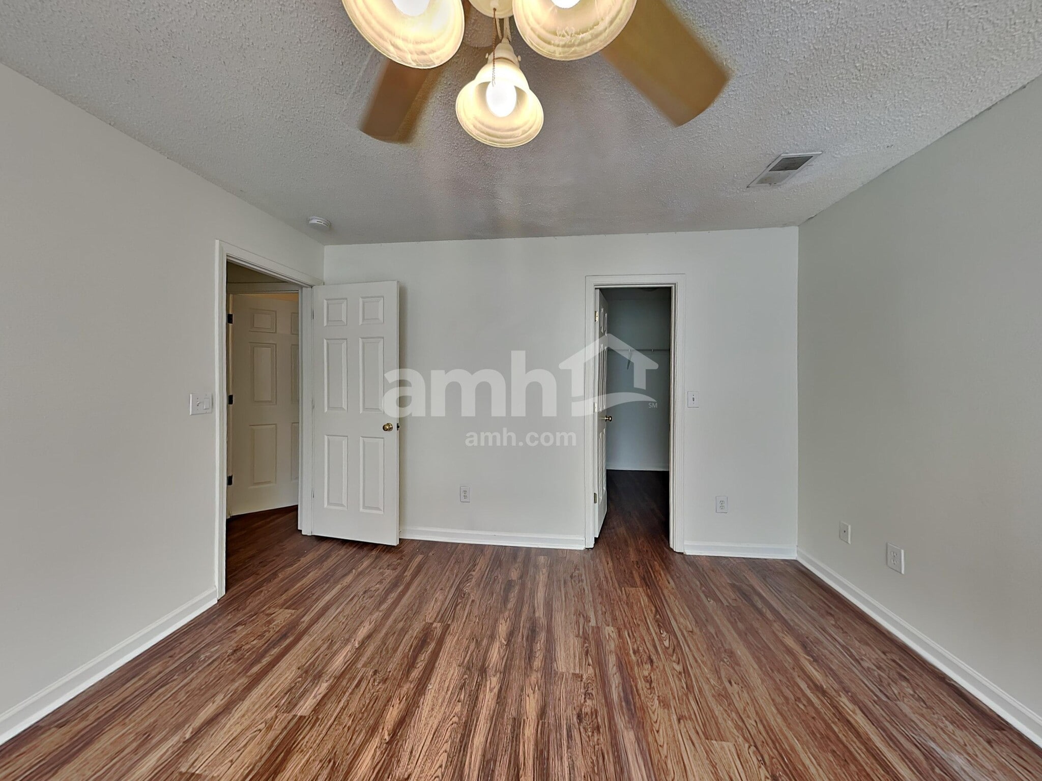 Building Photo - 505 Kingsman Ln