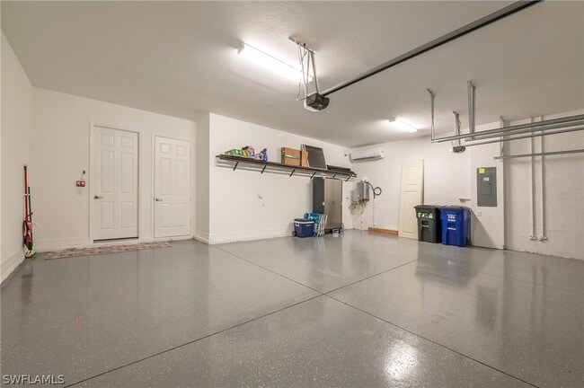 Building Photo - 13528 Blue Bay Cir