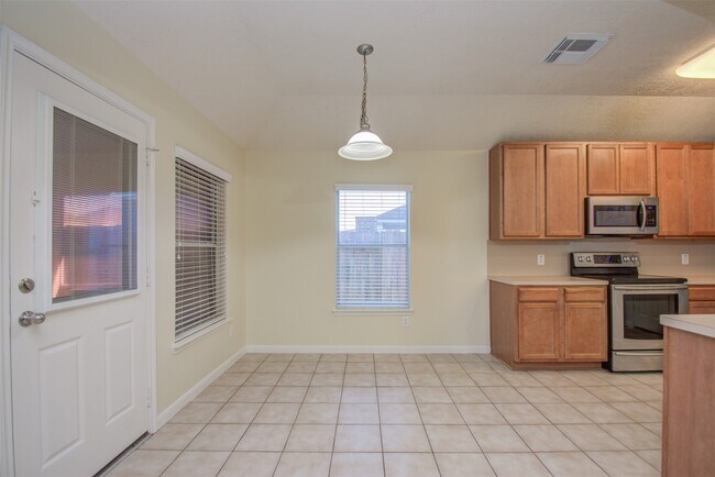 Building Photo - 14903 Lanai Dr
