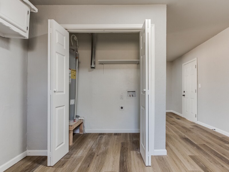 Building Photo - 1156 SE 19th Terrace