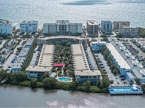 Building Photo - 3605 S Ocean Blvd