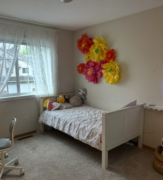 Building Photo - 5419 Fawn Meadow Curv SE