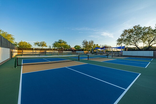 Building Photo - 7152 E Night Glow Cir