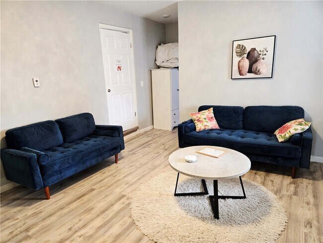 Building Photo - 2366 Spencerport Rd