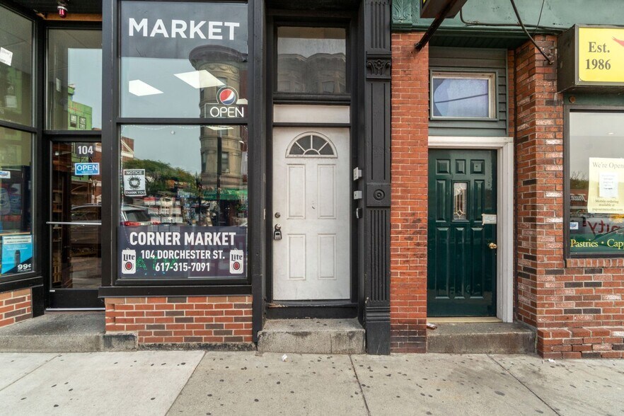 Building Photo - 104 Dorchester St
