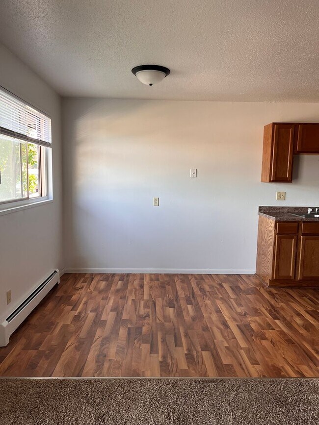 Building Photo - Sleepy Hollow Estates