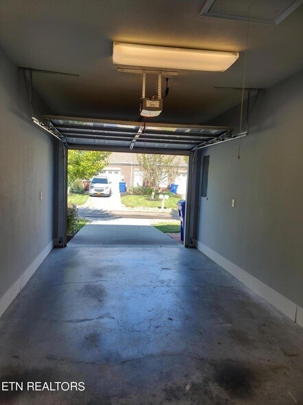 Building Photo - 155 Hatleyberry St