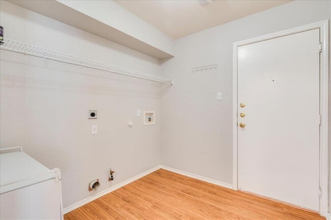 Building Photo - 1507 Davis Mountain Loop