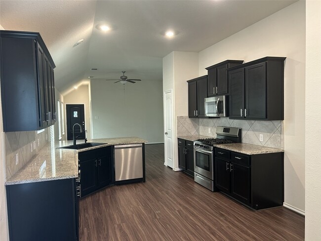 Building Photo - 25623 Bottlebrush Sedge St