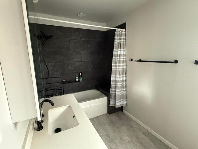 Building Photo - 3788 Burns Ave