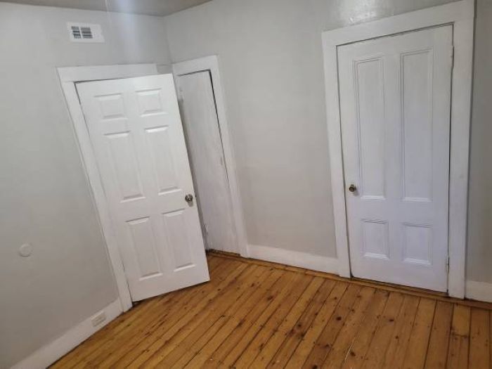 Building Photo - 188 Perkins Ave