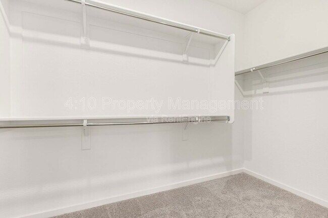 Building Photo - 35405 W Catalan St